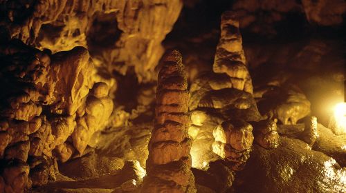 Největší krápník Německa - Maximiliánova jeskyně (Maximiliansgrotte - größter Tropfstein Deutschlands)