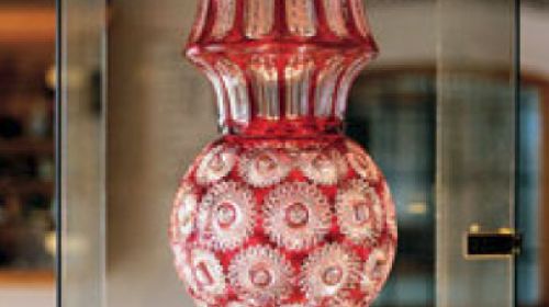 Největší váza z vrstveného olovnatého skla